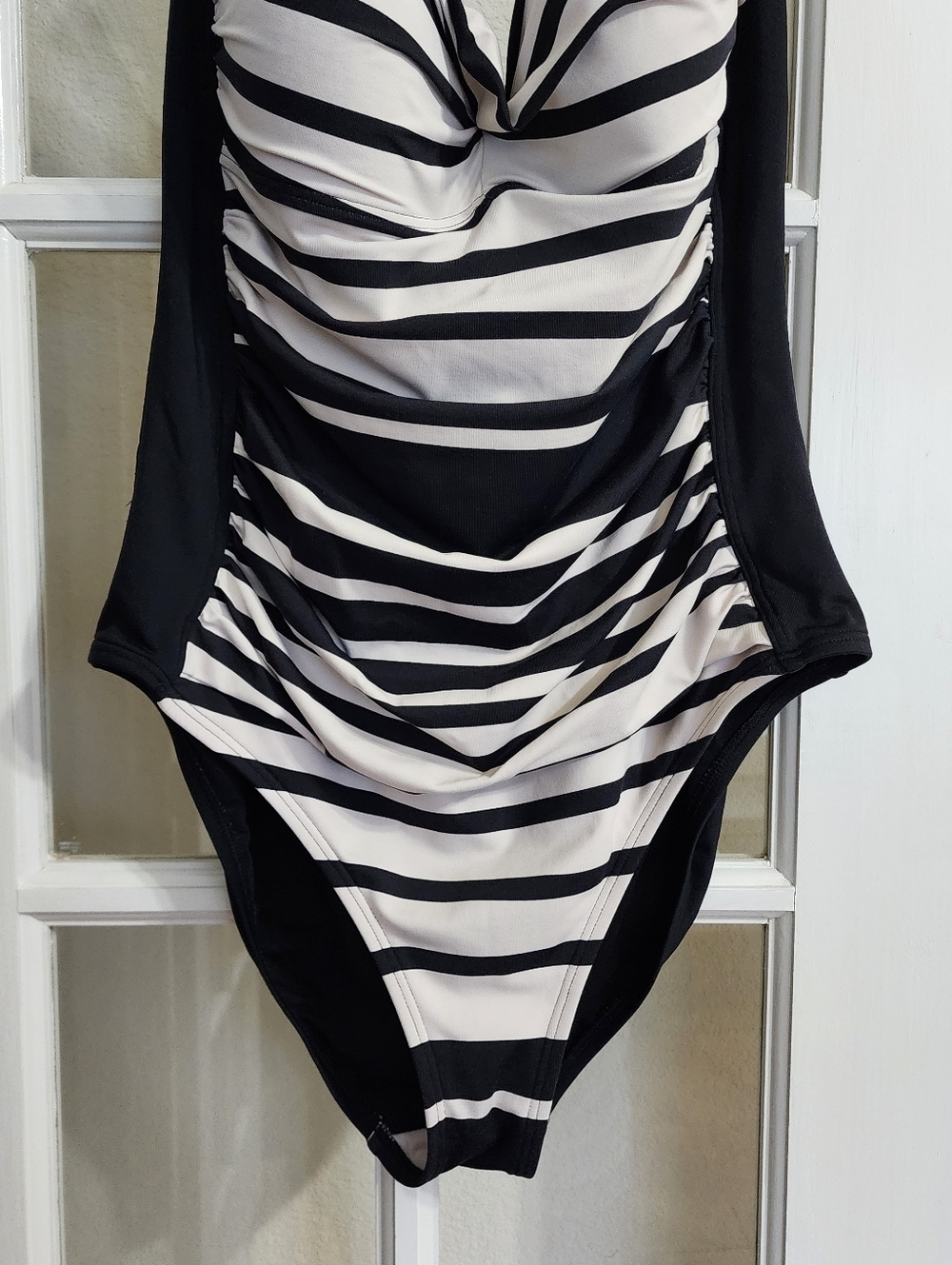 Liz Claiborne 20W Black White Striped Tummy Control Halter Swimsuit - Picture 6 of 15